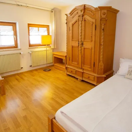Landgasthof Hanselewirt Pensión 4*