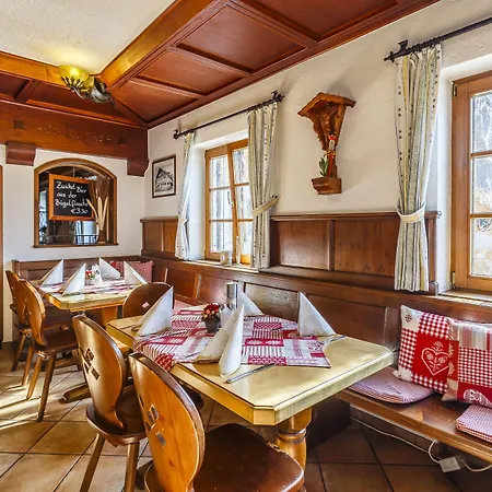 Pensión Landgasthof Hanselewirt 4*